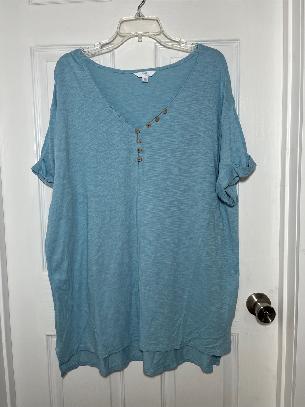 Time and Tru Light Aqua Blue V-Neck Short Sleeve Top with Button Placket